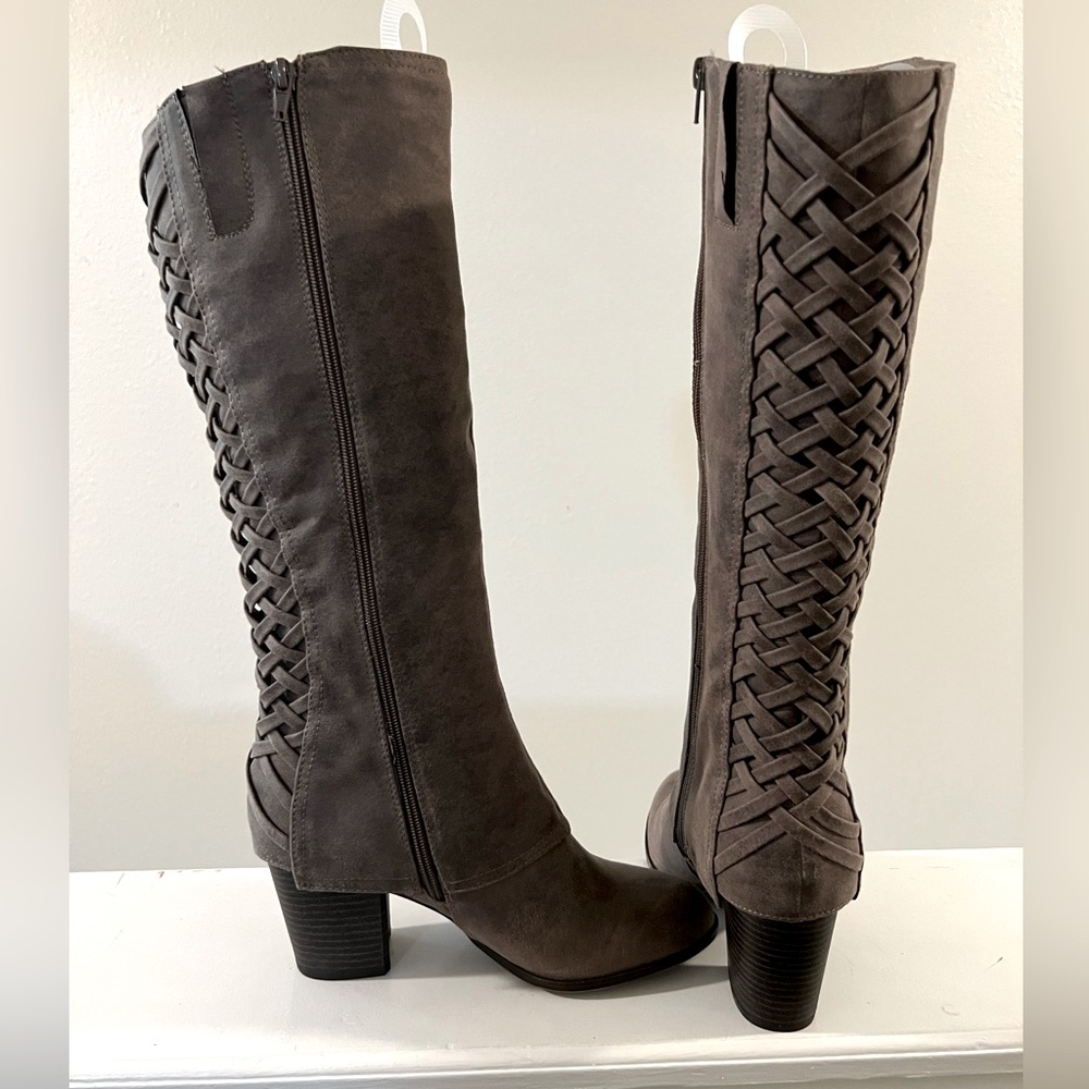 Fergalicious “Tootsie” Boots in Doe